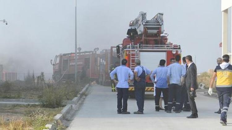 Turgutlu OSBde fabrikadaki yangından 8 işçi etkilendi