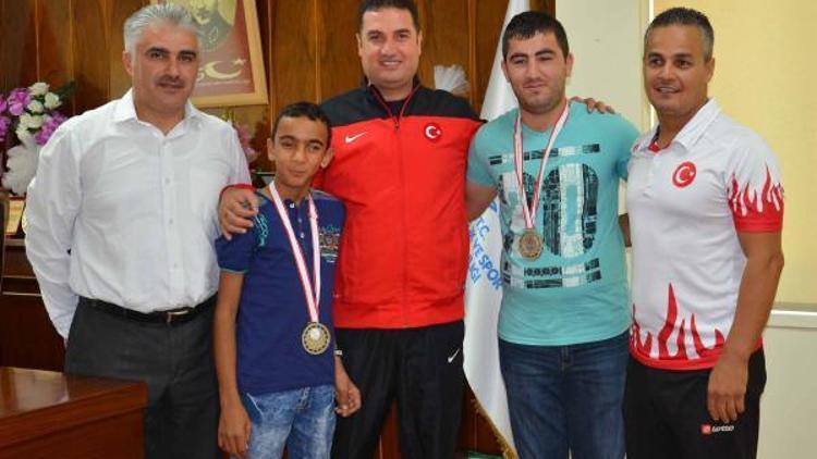 Adanalı özel sporcular Boccede ikinci oldu