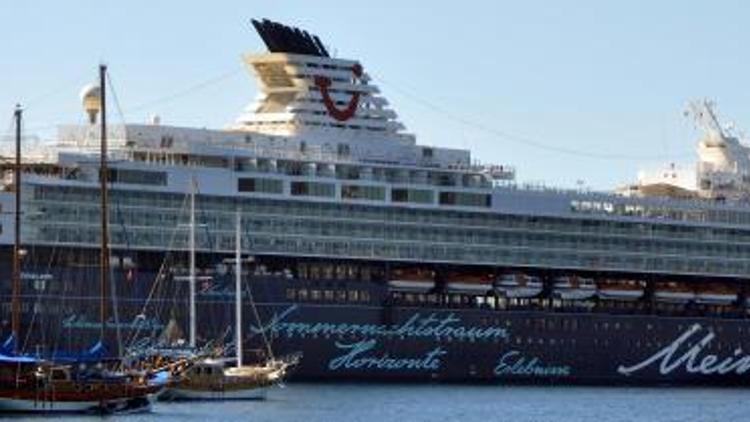 Mein Schiff 2 yine Bodrumda