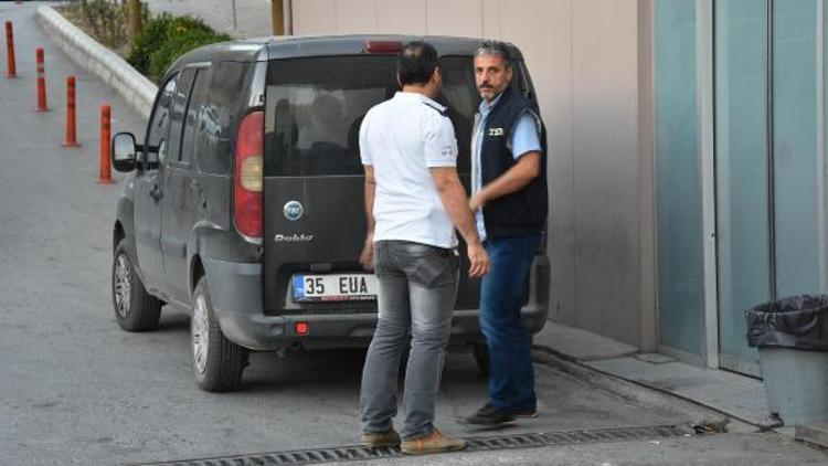 İzmirde FETÖ abi ve ablalarına operasyon; 20 gözaltı