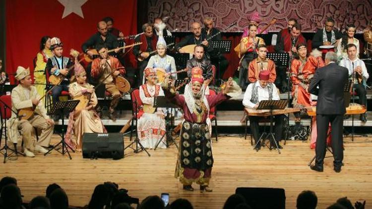 Türk dünyası konserde buluştu