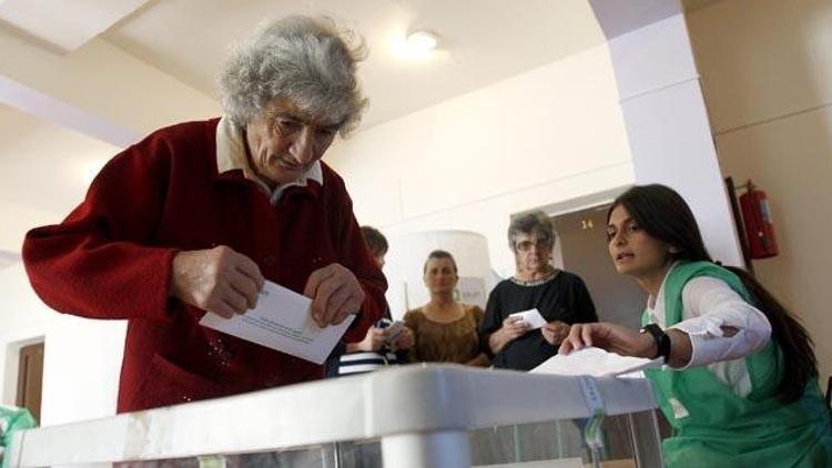 Gürcistanda oyların sayımı tamamlandı