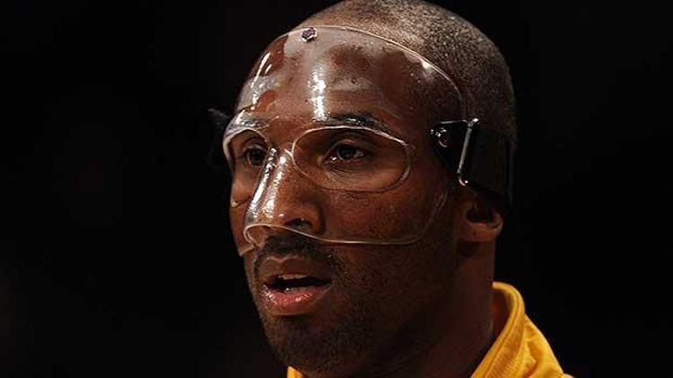 Kobe Bryantın maskesi satışa çıkıyor