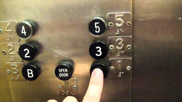 Bu kadarına da pes Engelli asansöründe fuhuş yapıyorlar
