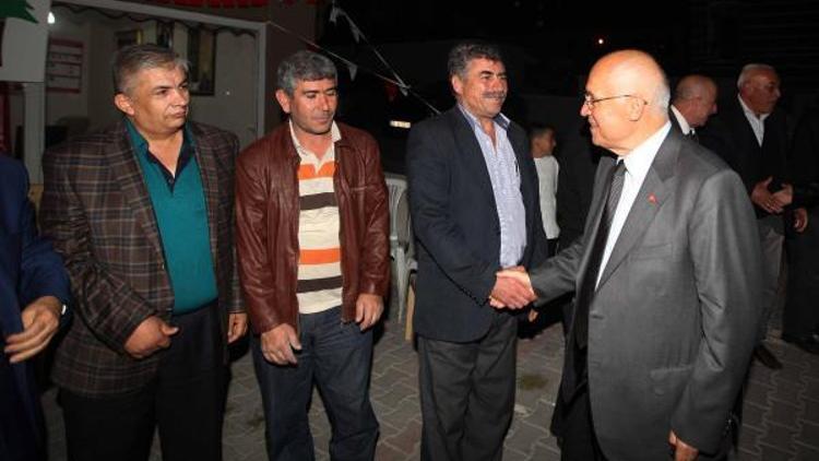 Başkan Yaşar, Çamlıderelileri ziyaret etti