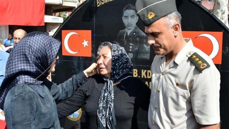 Hakkari şehidinin evinin önüne çeşme yapıldı