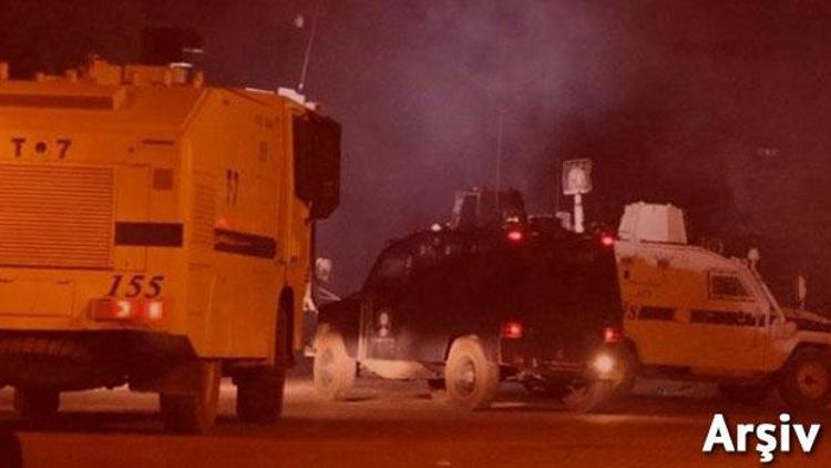 Son dakika haberi: Hakkaride polise bombalı ve roketli saldırı