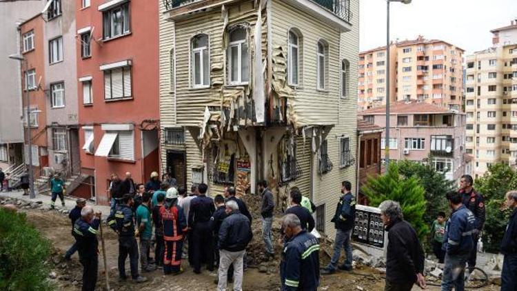 Beşiktaşda doğal gaz borusu patladı ev alev aldı