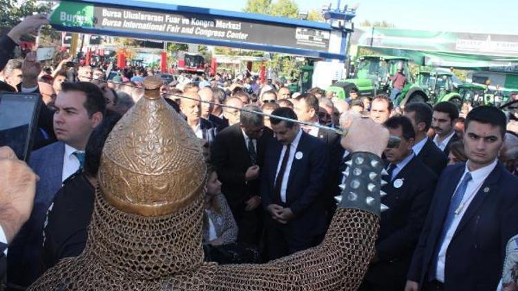 Bakan Çelik: Hiçbir FETÖ mensubunun Ak Parti’de bulunması mümkün olmayacak (2)