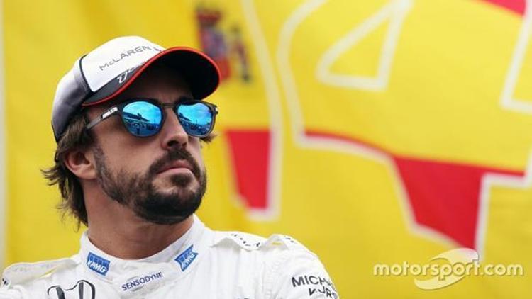 Eski dünya şampiyonu Alonsonun lastik testi isyanı