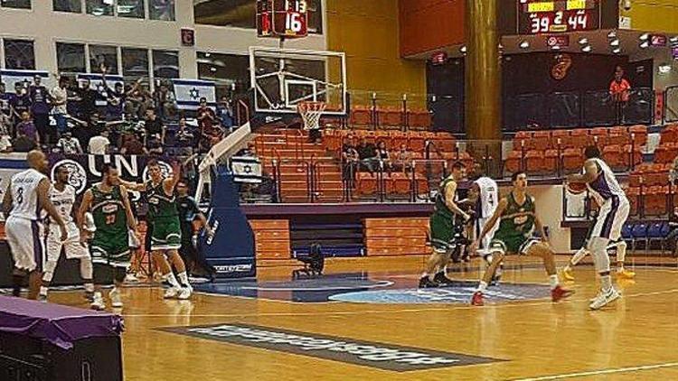 Ironi Nahariya: 70 - Banvit: 83