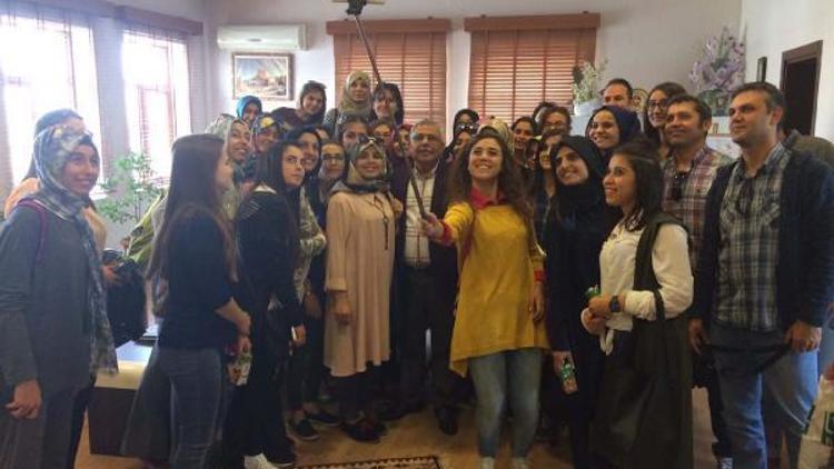 Konya Gençlik Merkezi üyelerinden Başkan Karaaslan’a ziyaret