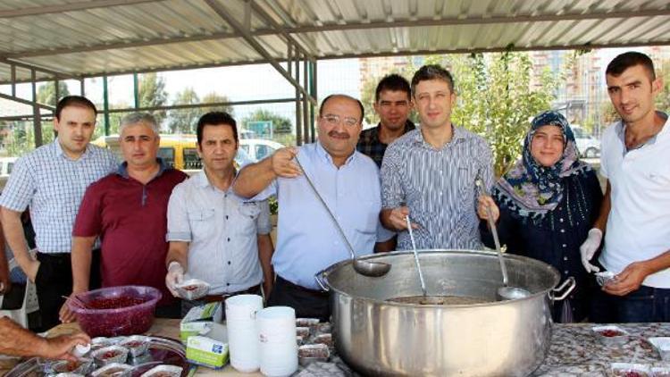 Çıraklık Okuluna aşureli tanıtım