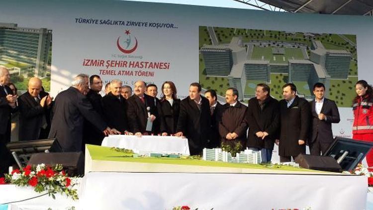 İzmir Şehir Hastanesi finansman protokolü imzalandı