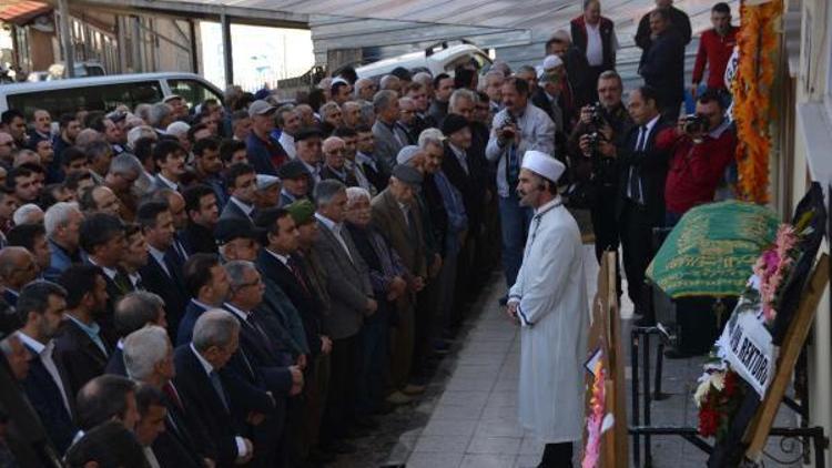 Simav eğitim gönüllüsü Dr. Naci Ereni son yolculuğuna uğurladı