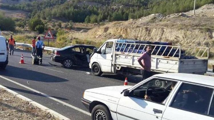 Sarayköyde zincirleme kaza: 1 ölü, 5 yaralı