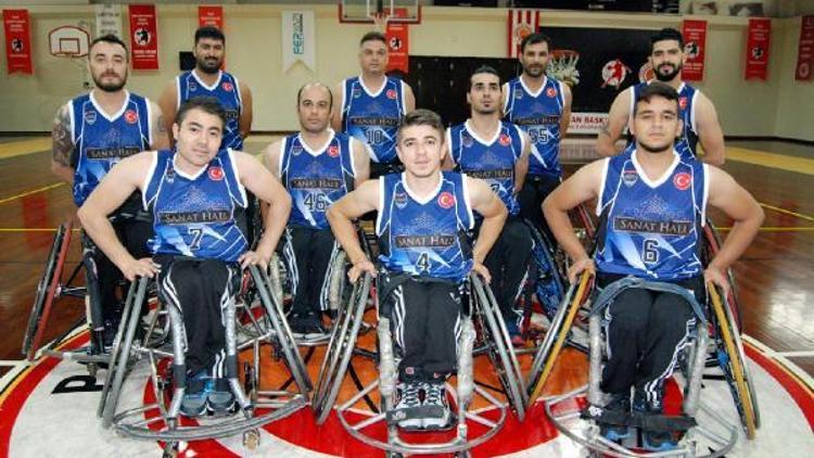 Engelli basketçiler Bağcıları ağırlıyor