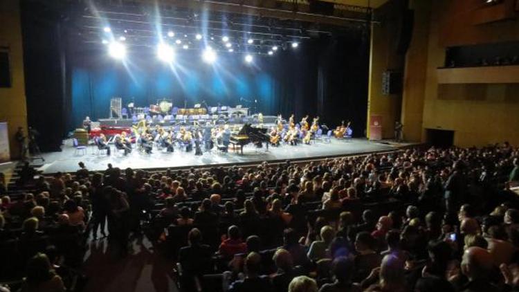İzmir Senfoni müziğiyle Tiflisi büyüledi