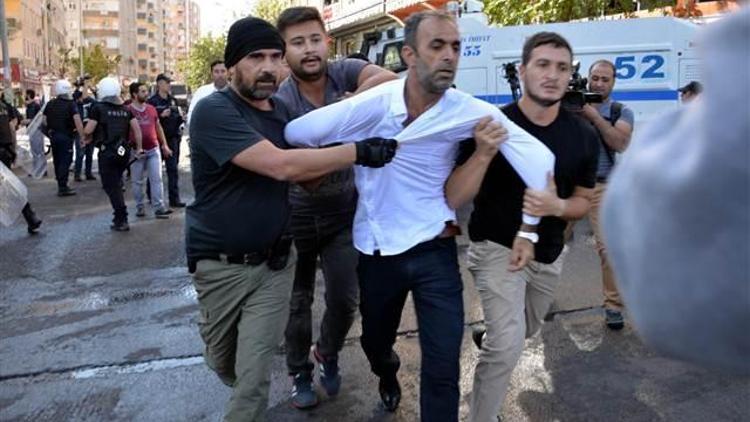 Diyarbakırda 25 kişi gözaltına alındı
