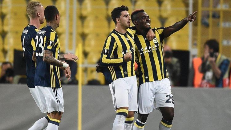 Fenerbahçede Van der Wiel endişesi