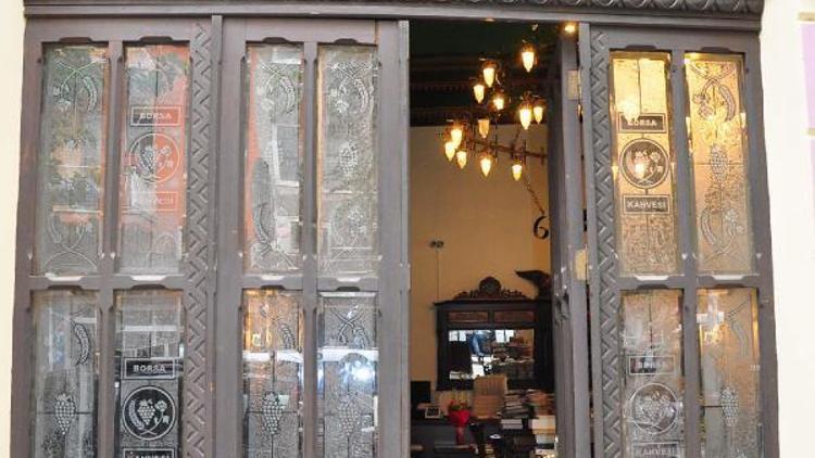 Tarihi Borsa Kahvehanesi kütüphane oldu