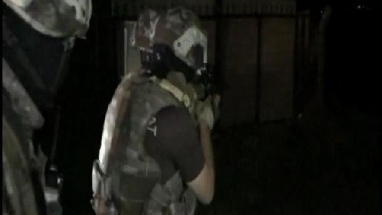 Silivride bağ evine özel harekat polisleriyle uyuşturucu baskını