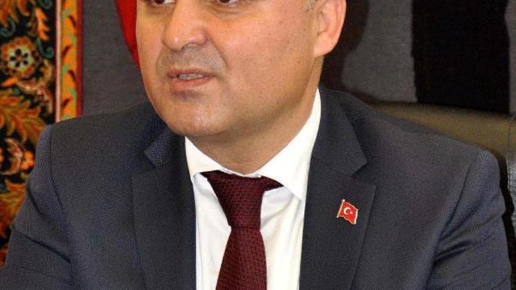 Davrazda hayvan otlatan muhtarı görevden alırım