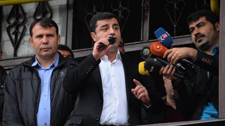 Demirtaş: Belediyeyi seçimle alamayacaklarını iyi biliyorlar