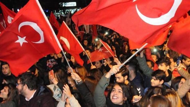 Giresun’da “Cumhuriyet Yürüyüşü”ne yoğun katılım