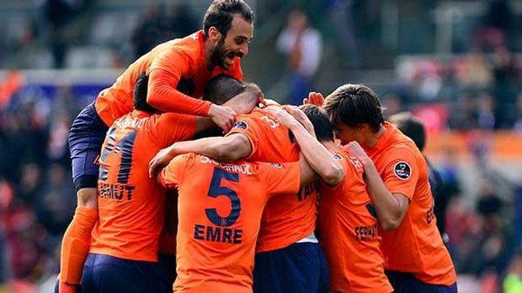 Medipol Başakşehir 5-1 Akhisar Belediyespor / MAÇIN ÖZETİ