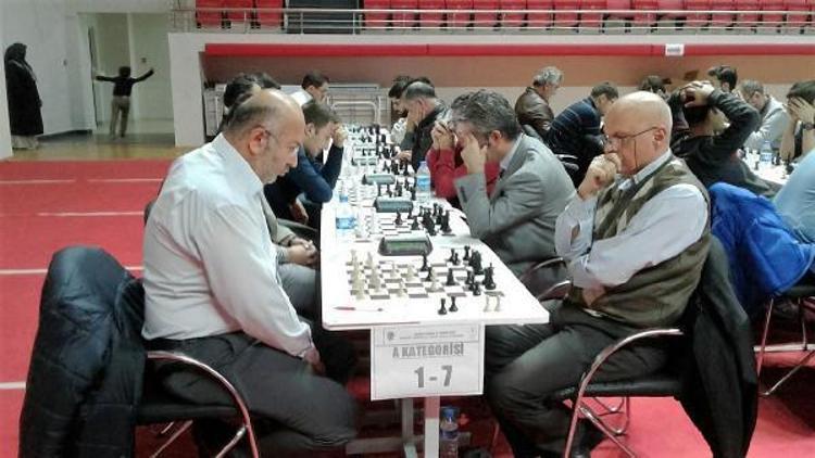 Cumhuriyet Kupası Satranç Turnuvası sona erdi