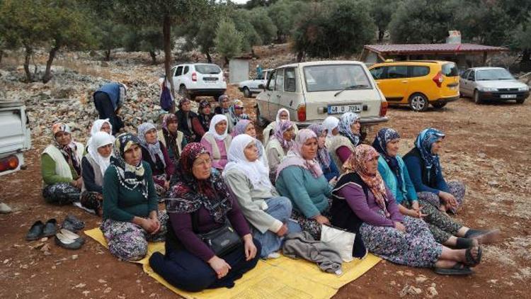 Dalamanda yağmur duası sırasında sevindiren yağış