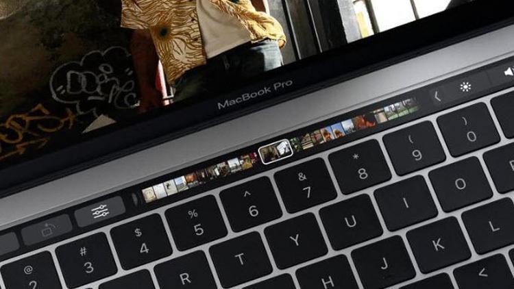 Macbook Pronun Touch Barı Windowsta nasıl kullanılacak