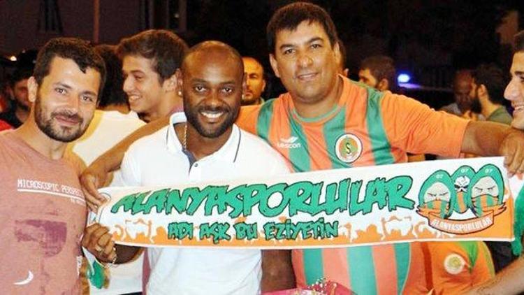 Vagner Love için gol duası yapacaklar