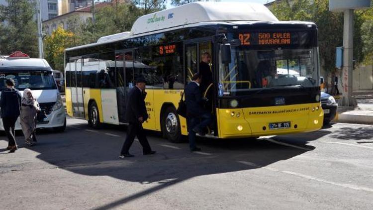 Diyarbakırda 1 hafta sonra otobüsler seferlere başladı