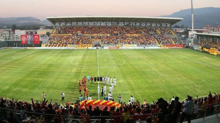 Bornova Stadı’na büyük onur