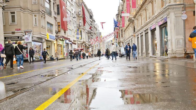 İstiklal Caddesi yine kazılıyor