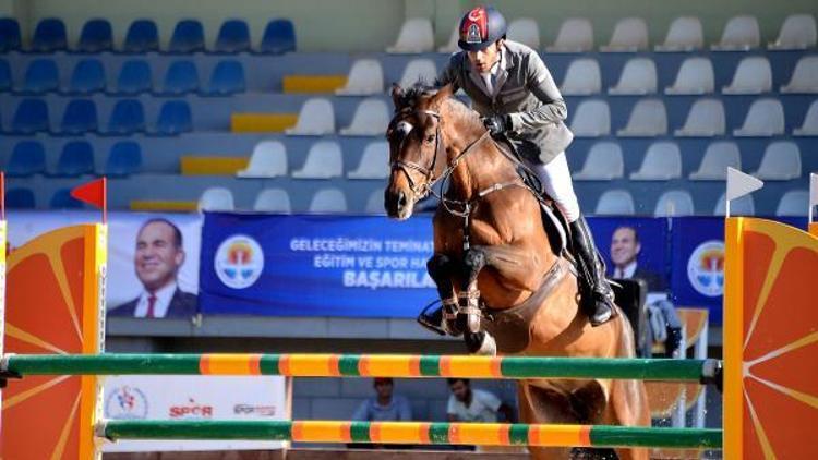 Adanada binicilik heyecanı