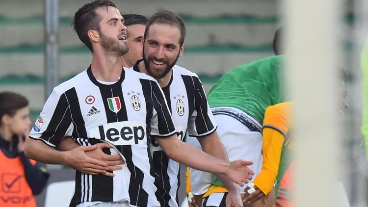 Juventus, Chievo deplasmanını zor geçti