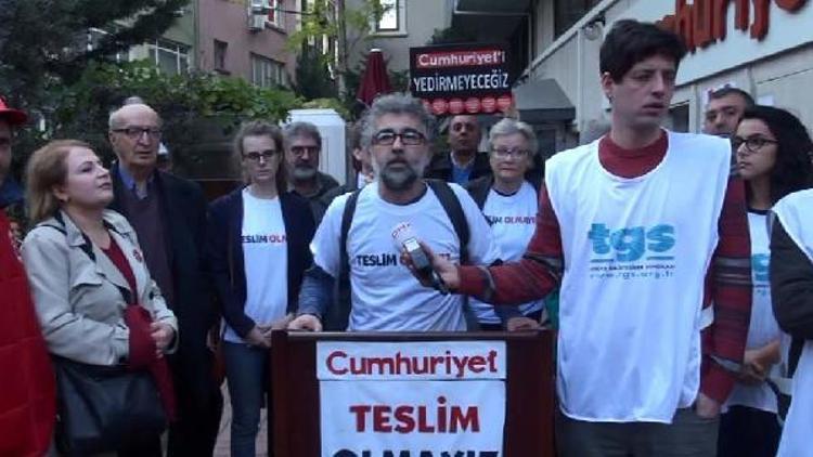 Sınır Tanımayan Gazetecilerden Cumhuriyete destek