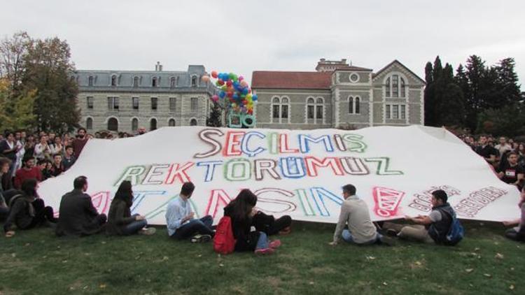 Boğaziçi Üniversitesi öğrencileri: Seçilmiş rektörümüz atansın