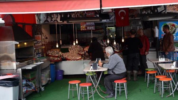 Tutuklanan çocuğun balık çaldığı iş yeri sahibi şikayetini geri aldı