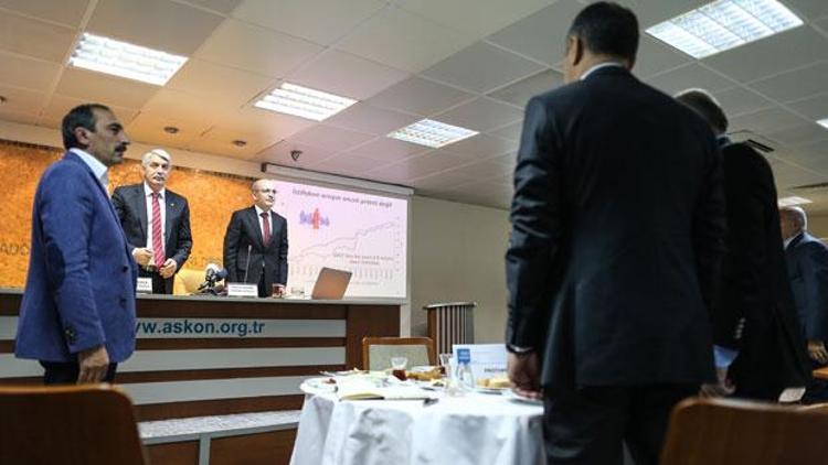 Mehmet Şimşek saygı duruşunda bulundu, Fatiha okudu