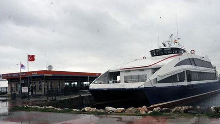 Yalova-İstanbul deniz ulaşımı kesildi