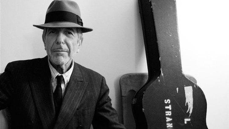 Efsanevi müzisyen ve söz yazarı Leonard Cohen yaşama veda etti