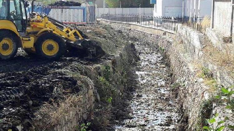 Hani’de dere yatakları ıslah ediliyor