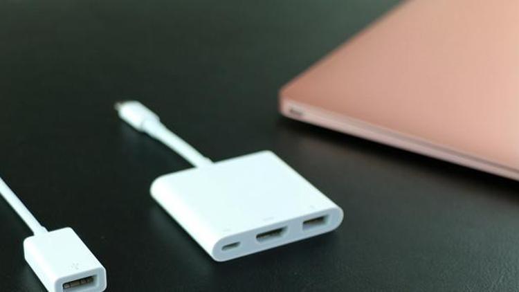 Apple USB-C ve Thunderbolt 3 adaptör fiyatlarını düşürdü