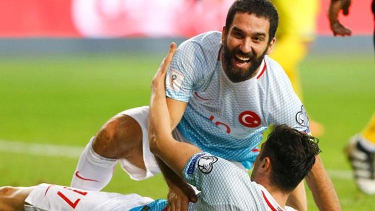 Arda Turan, Tugay Kerimoğlunu solladı