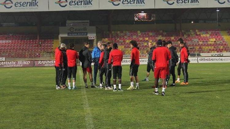 Yeni Malatyaspor, Eskişehirspor hazırlıklarını sürdürüyor