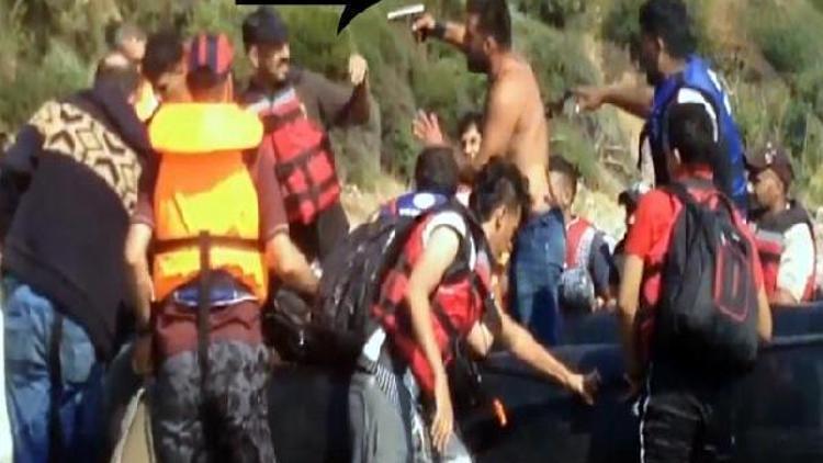 Egede 60 kaçak, Yunan sahil güvenlik ekiplerince kurtarıldı